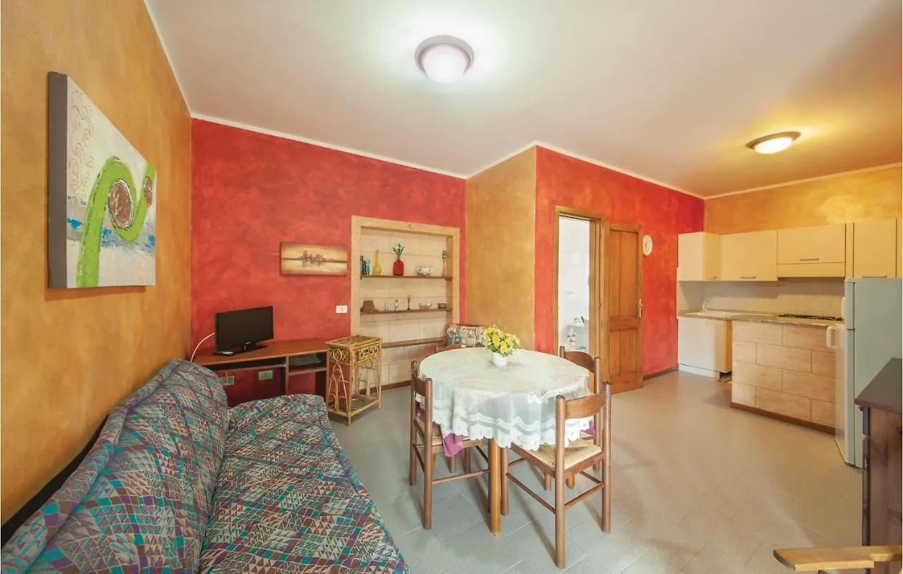 Pet Friendly Apartment In Porto Alabe With Wifi Magomadas