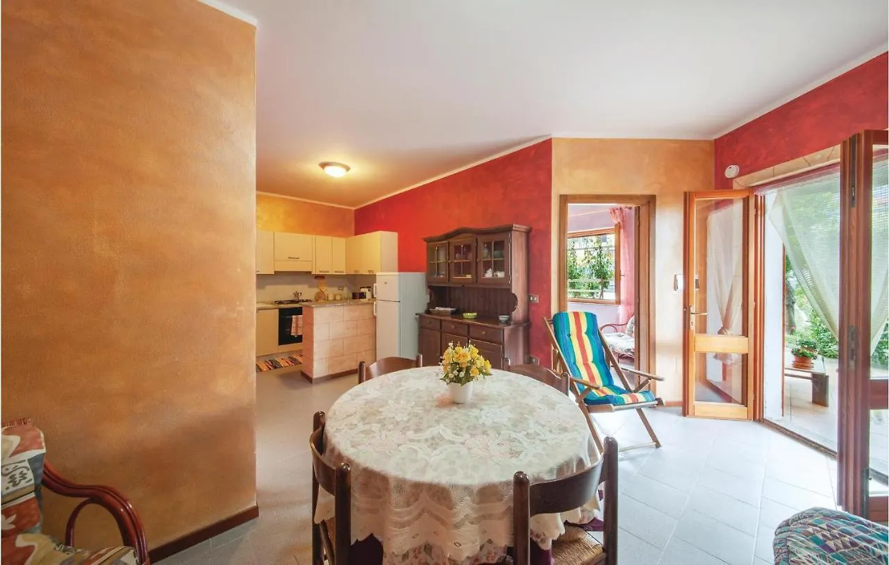 Pet Friendly Apartment In Porto Alabe With Wifi Magomadas